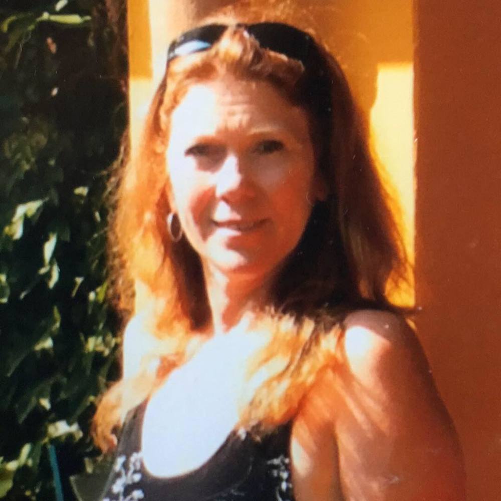 Meet your Posher, Debi